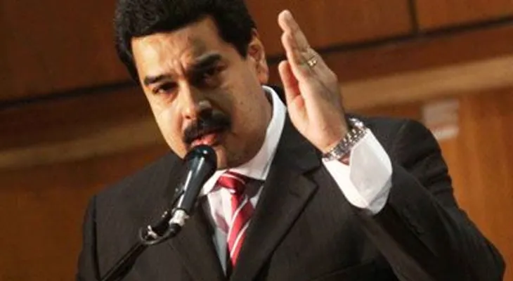 Maduro denuncia que conspiran desde Colombia