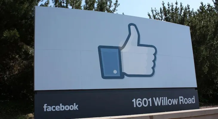 Facebook se pone del lado de Apple en la pelea con el FBI