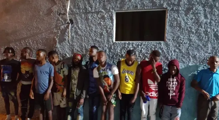Interceptan yipeta con 17 haitianos indocumentados en Laguna Salada