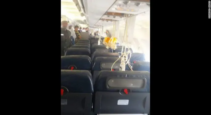 Una explosión en pleno vuelo obliga a un avión comercial a aterrizar de emergencia en Somalia