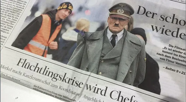 Desata polémica: Un diario publica efigie de Hitler junto a un texto sobre los refugiados