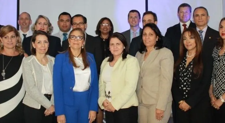 Pasaportes presenta Medidas de Seguridad ante funcionarios, diplomáticos y del SICA