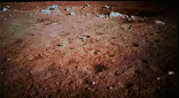 Vea las primeras imágenes chinas de la Luna