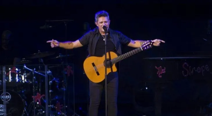 Alejandro Sanz endulza con su Sirope la calurosa noche cordobesa