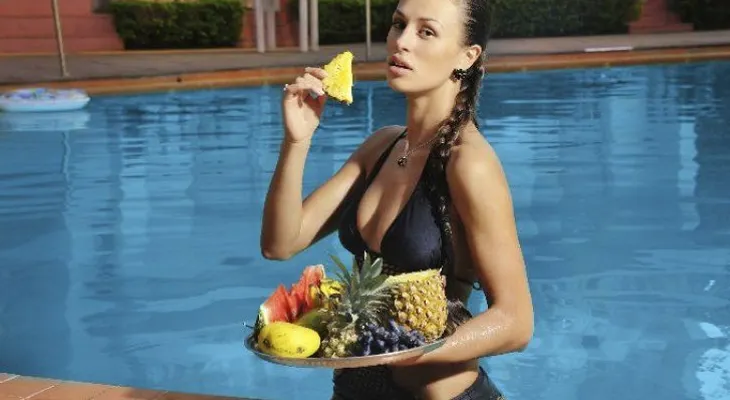 ¿Por qué las frutas y verduras te hacen más atractiva?