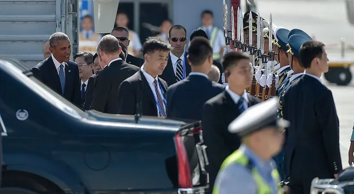 El incidente entre chinos y estadounidenses con el que inició la visita de Barack Obama a China
