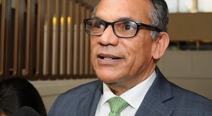 Propuesta de restablecer reelección aprobada por CP del PLD establece el referéndum 