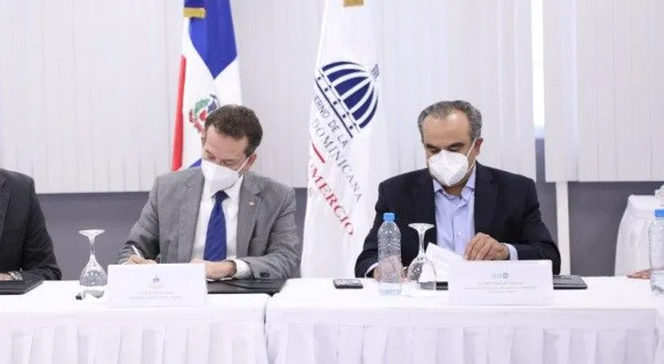 MICM y ADIPLAST promoverán el crecimiento sostenible de industrias de plásticos en RD