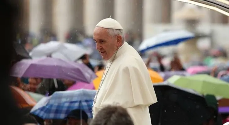 El Papa pide hacer obras de misericordia en la audiencia jubilar