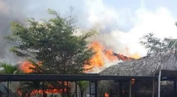 Fuego consume restaurante El Concon