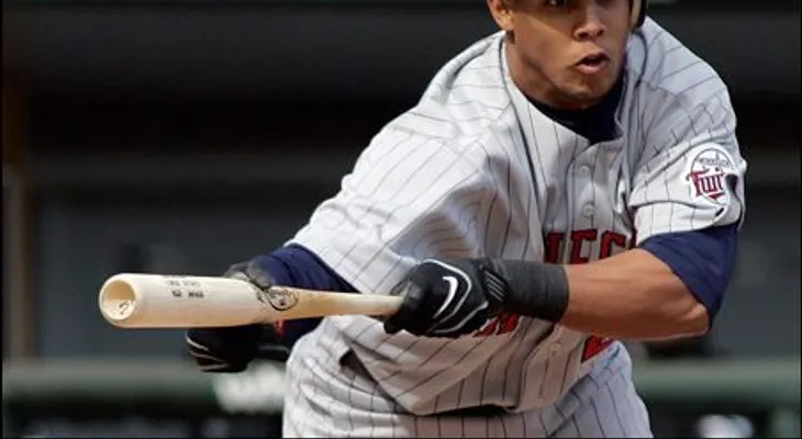 Dominicano Carlos Gómez dispara tres dobles; sus compatriotas Cruz y Alvarez jonrones