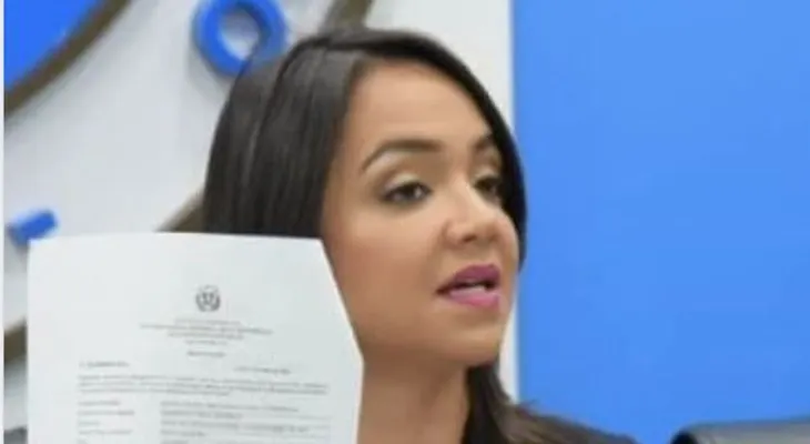 Palacio le entra a Faride por defenderse de las bocinas digitales 