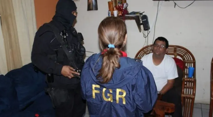 Capturan alcaldes y empresarios por actos de corrupción en El Salvador