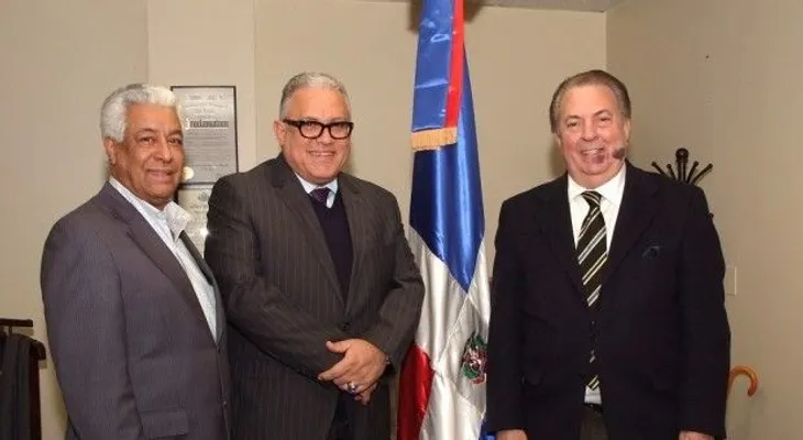 Eduardo Selman toma posesión como cónsul en Nueva York