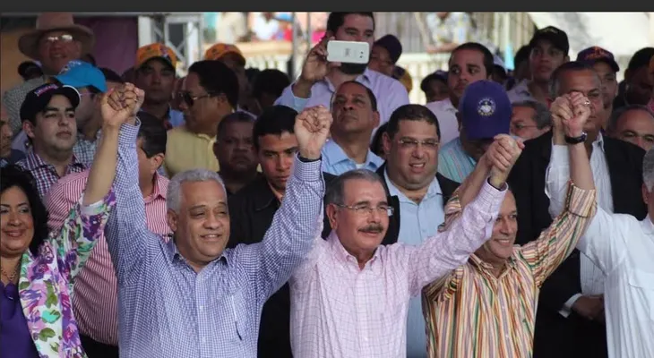 Juventud con Danilo participa en proclamación del senador José María Sosa