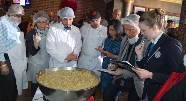 Mangú Dominicano establece Record Guinness en New York