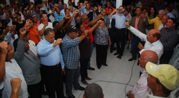 Montás advierte riesgos para el PLD con candidatos del pasado (Leonel y Danilo)