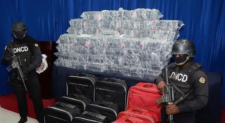 DNCD decomisa 450 paquetes de droga procedente de Caracas