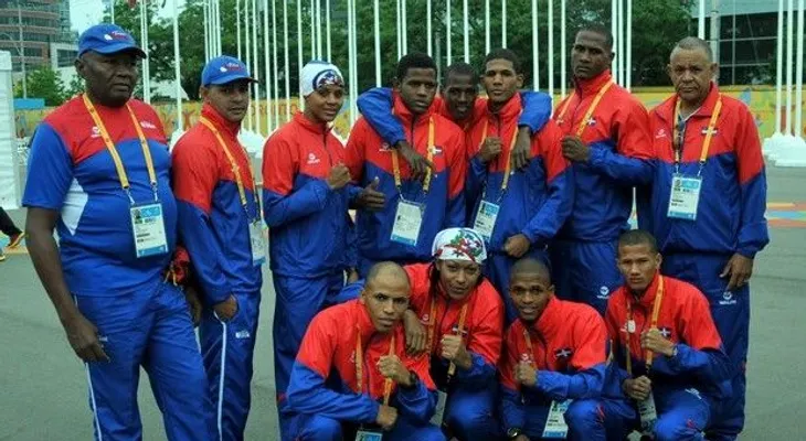 RD triunfa en béisbol; cae en balonmano