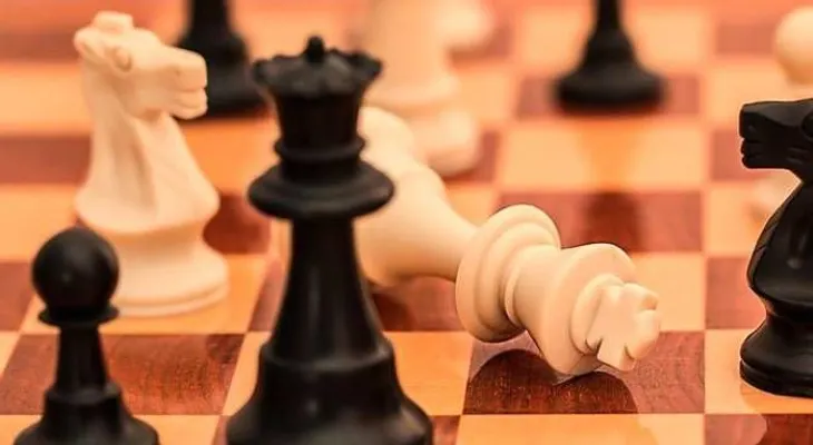 Psicólogo destaca valor de ajedrez en la lucha contra la exclusión social
