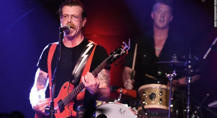 Eagles of Death Metal regresa a París, tres semanas después de los ataques