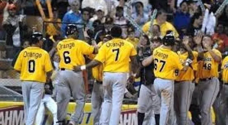 Las Águilas superan a los Gigantes