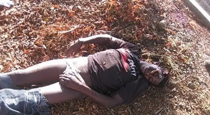 Hombre decapita a su hermano por una botella de ron