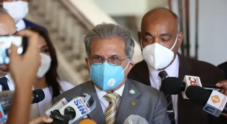 Presidente Abinader hablará con De Camps sobre acuerdo entre CMD y ARS