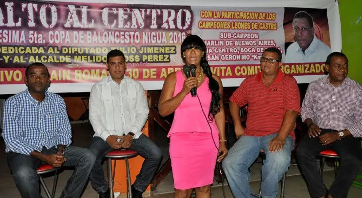 Baloncesto superior de Nigua dedicado al alcalde y al diputado del municipio