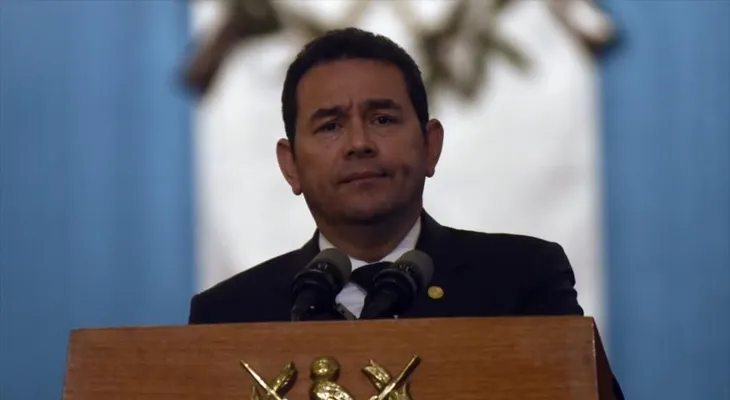Llevan de urgencia a un centro médico al presidente de Guatemala Jimmy Morales