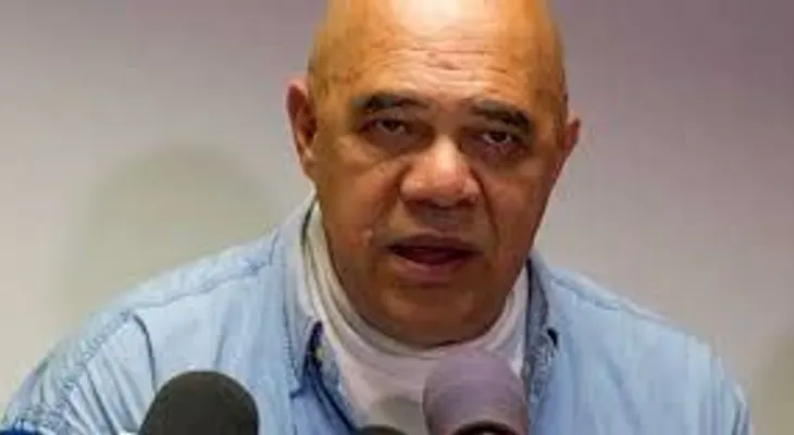 Oposición venezolana defiende a todos sus diputados