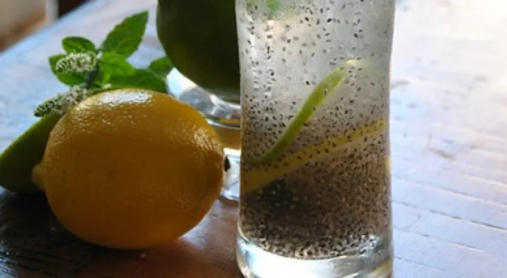 El agua de limón con chía es la combinación perfecta para quemar grasas y adelgazar