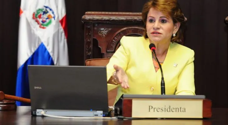 Diputados eliminan artículo del Código Civil para que menores de 18 años no puedan casarse 