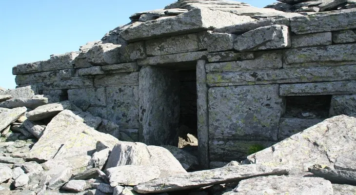 Las misteriosas "casas de gigantes" griegas que desconciertan a la ciencia