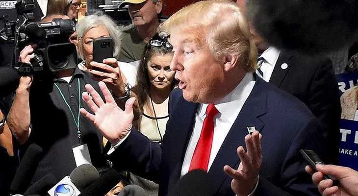 Trump acaba con los hispanos y ahora dirige su furia hacia las mujeres