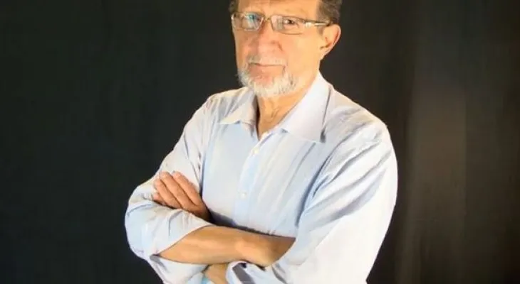 Muere en España el economista Emeterio Gómez, a causa del COVID-19