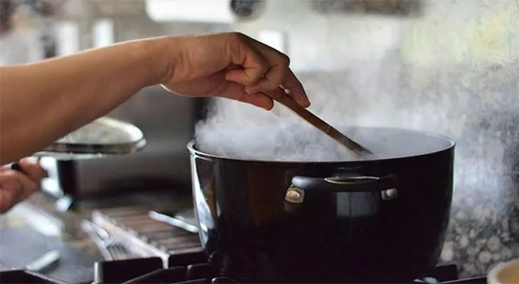 6 alimentos que si lo recalienta puedes envenenar a tu familia