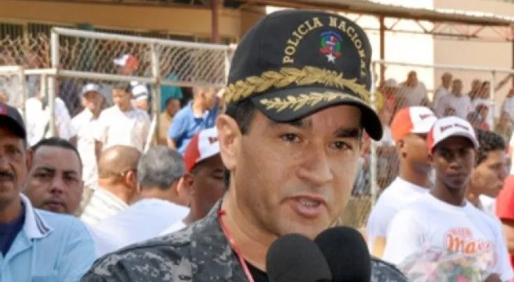 Cambian jefe de la Policía del Comando Cibao Central