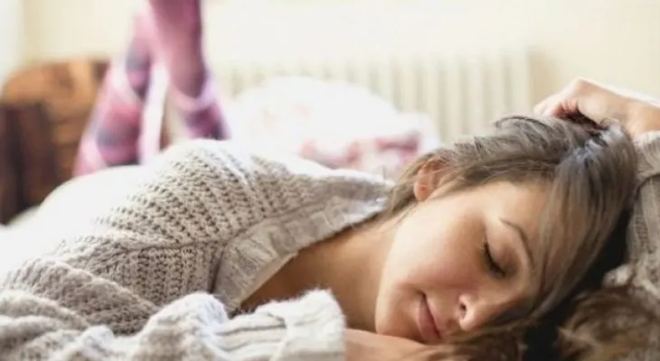 Una siesta corta te ayudará a ser más feliz