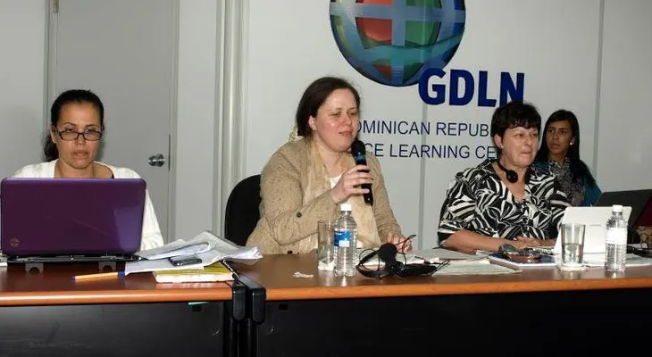 MAP plantea factibilidad de evaluar funcionarios para medir eficiencia de servicios públicos