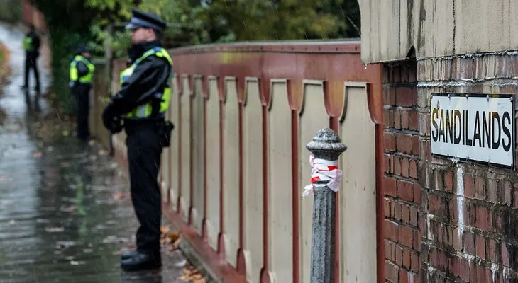"El guardián se volvió el abusador": escándalo de abuso sexual sacude a la Policía de Inglaterra