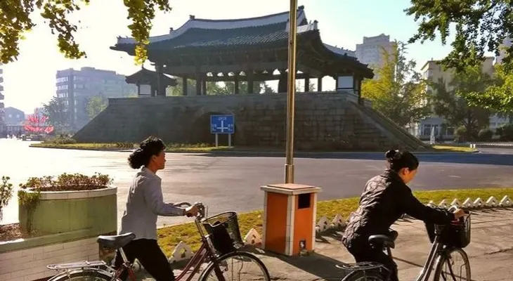"En el supermercado hay Coca-Cola": la mirada de un latinoamericano sobre Corea del Norte