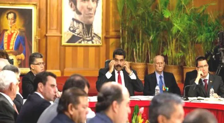 Gobierno y oposición acuerdan diálogo para superar grave crisis en Venezuela