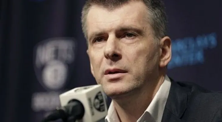 Allanan en Moscú oficina de dueño de Nets de Brooklyn