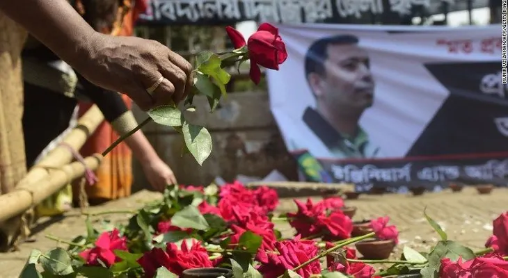 Extremistas de Bangladesh publican lista negra de blogueros