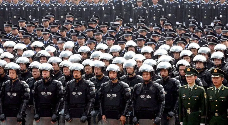 Las cinco restricciones más absurdas del régimen chino