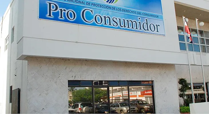 Denuncian directora Proconsumidor crea incertidumbre; cancela, presiona y degrada empleados