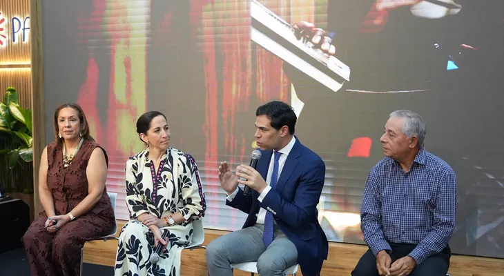 Roberto Ángel Salcedo y María Eugenia Herrera fortalecen los lazos culturales entre República Dominicana y Panamá