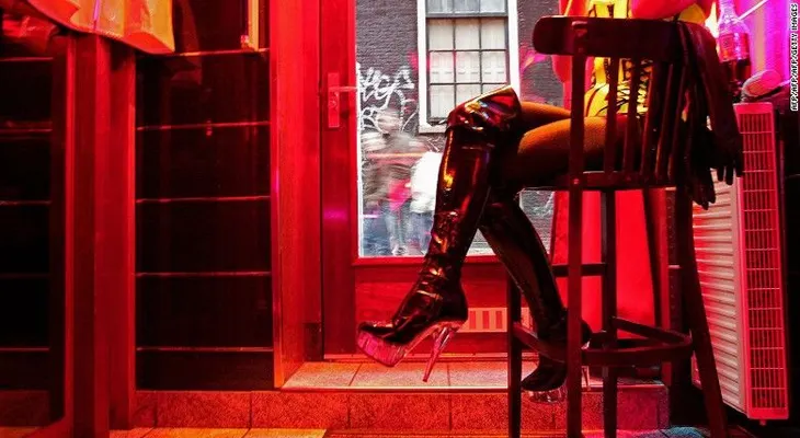 Barrio rojo de Ámsterdam: así fue como la ciudad limpió su sórdido centro