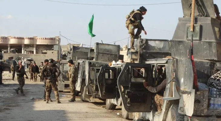 Tropas iraquíes toman la sede del gobierno de Ramadi, antiguo bastión del EI